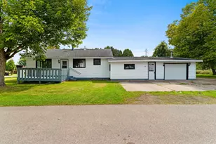 1203 36th Ave, Menominee, MI 49858 - Photo 1