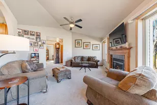 1123 Barbary Ln, Winneconne, WI 54986 - Photo 5