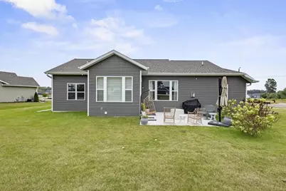 1777 Loyal Drive, Neenah, WI 54956 - Photo 35
