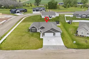 1777 Loyal Dr, Neenah, WI 54956 - Photo 39