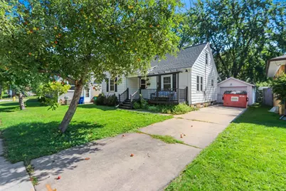 124 N Oneida Street, Green Bay, WI 54303 - Photo 5