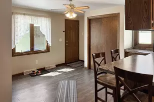 208 State St, Neenah, WI 54956 - Photo 5