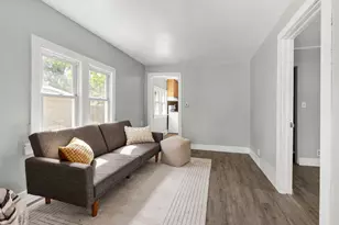 1837 Plymouth St, Oshkosh, WI 54901 - Photo 13