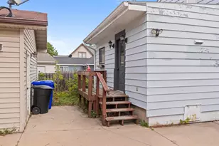 1516 W Lawrence St, Appleton, WI 54914 - Photo 23