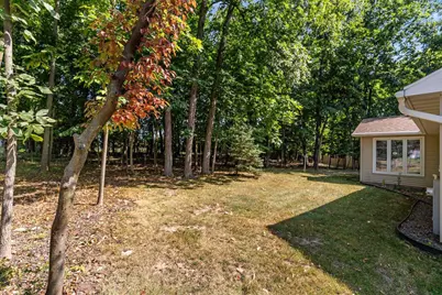 1145 Shaggy Bark Drive, Neenah, WI 54956 - Photo 7