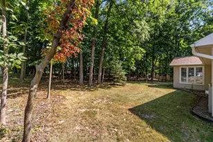 1145 Shaggy Bark Dr, Neenah, WI 54956 - Photo 7
