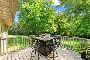 215 W Haven Ct, Luxemburg, WI 54217 - Photo 11