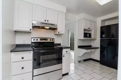 408 Oak Street, Green Bay, WI 54304 - Photo 11