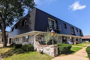 205 E Division St, Shawano, WI 54166 - Photo 5