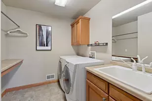 2993 Georgetown Pl, Menasha, WI 54952 - Photo 23