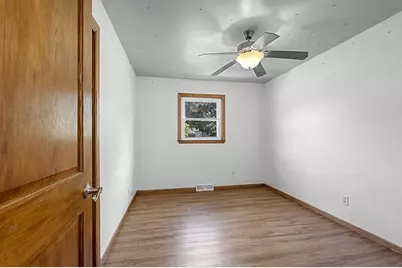 931 Coppens Road, Green Bay, WI 54303 - Photo 11