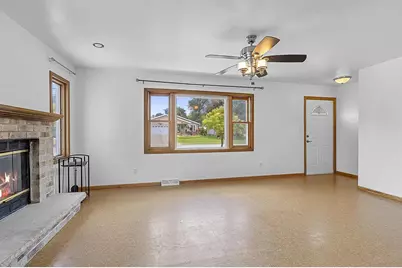931 Coppens Road, Green Bay, WI 54303 - Photo 5