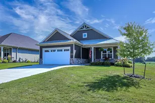 885 Cygnet Ct, Menasha, WI 54952 - Photo 1