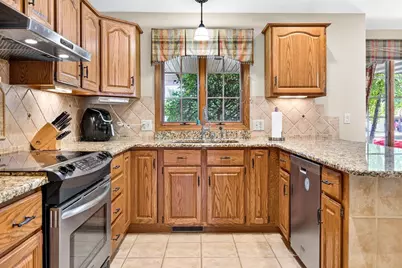 1155 W Cecil Street, Neenah, WI 54956 - Photo 11