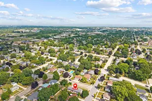 1324 Bismarck Ave, Oshkosh, WI 54902 - Photo 39