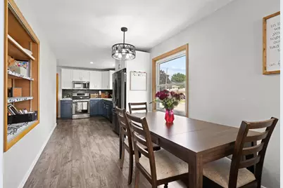 1324 Bismarck Avenue, Oshkosh, WI 54902 - Photo 7