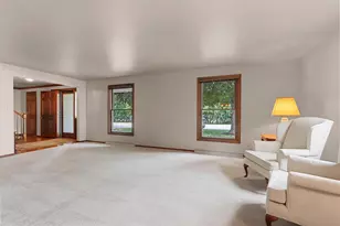 2697 Indian Hill Dr, Green Bay, WI 54313 - Photo 7