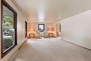 2697 Indian Hill Dr, Green Bay, WI 54313 - Photo 5