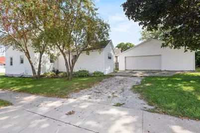 201 Monroe Street, Waupun, WI 53963 - Photo 25