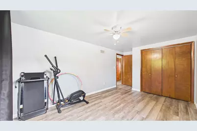 1864 Neal Court, Green Bay, WI 54302 - Photo 17