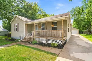 117 W Custer Ave, Oshkosh, WI 54901 - Photo 1