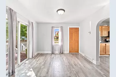 117 W Custer Avenue, Oshkosh, WI 54901 - Photo 15