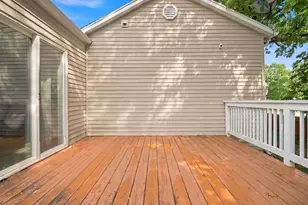 117 W Custer Ave, Oshkosh, WI 54901 - Photo 7