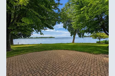 3300 Harbor Bay Road, Oshkosh, WI 54901 - Photo 7