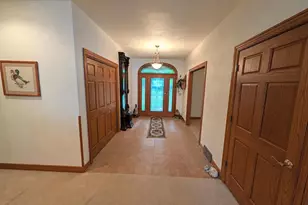 3300 Harbor Bay Rd, Oshkosh, WI 54901 - Photo 15