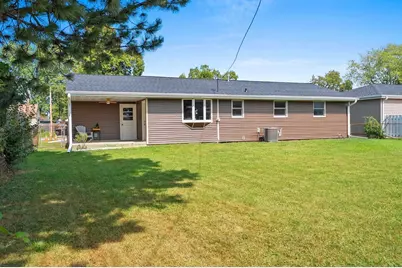 1682 Debra Lane, Green Bay, WI 54302 - Photo 35