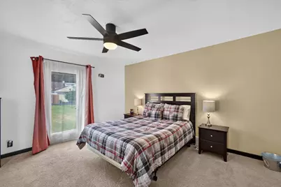 829 N Buchanan Street, Green Bay, WI 54303 - Photo 17