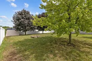 3817 Purple Crest Dr, Oshkosh, WI 54901 - Photo 23