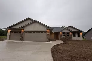 3367 Glendale Ave, Green Bay, WI 54313 - Photo 1
