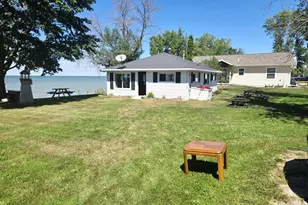 121 Sun N Surf Dr, Luxemburg, WI 54217 - Photo 5