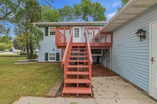 1805 Orchard Ln, Oshkosh, WI 54902 - Photo 9