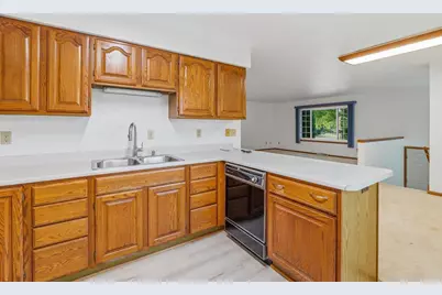 1805 Orchard Lane, Oshkosh, WI 54902 - Photo 19
