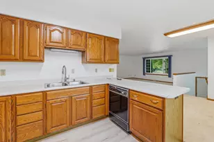 1805 Orchard Ln, Oshkosh, WI 54902 - Photo 19