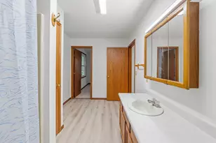 1805 Orchard Ln, Oshkosh, WI 54902 - Photo 23