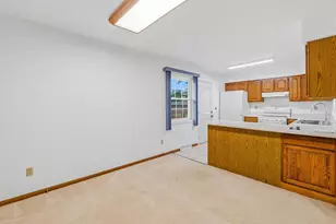 1805 Orchard Ln, Oshkosh, WI 54902 - Photo 13