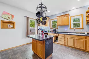 353 E 2nd St, Fond du Lac, WI 54935 - Photo 7