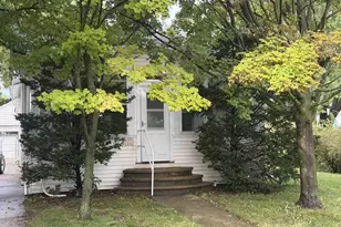 1843 Hubbard St, Oshkosh, WI 54902 - Photo 1
