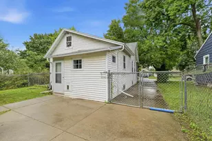 1843 Hubbard St, Oshkosh, WI 54902 - Photo 39