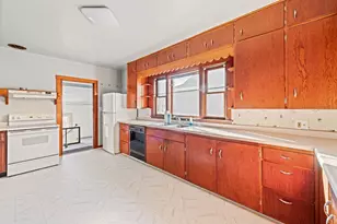 1309 15th Ave, Menominee, MI 49858 - Photo 15