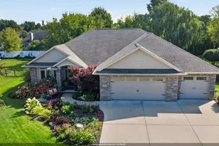 3364 Cottage Hill Dr, Green Bay, WI 54311 - Photo 1