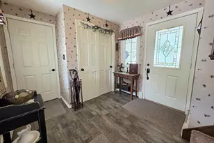 540 Somerset Dr, Green Bay, WI 54301 - Photo 3
