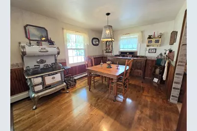 540 Somerset Drive, Green Bay, WI 54301 - Photo 9