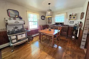 540 Somerset Dr, Green Bay, WI 54301 - Photo 9