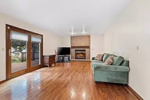 3560 Highland Center Dr, Green Bay, WI 54311 - Photo 13