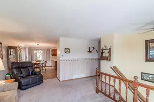 1903 Lawrence St, New London, WI 54961 - Photo 5