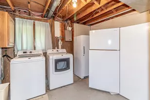 1903 Lawrence St, New London, WI 54961 - Photo 27